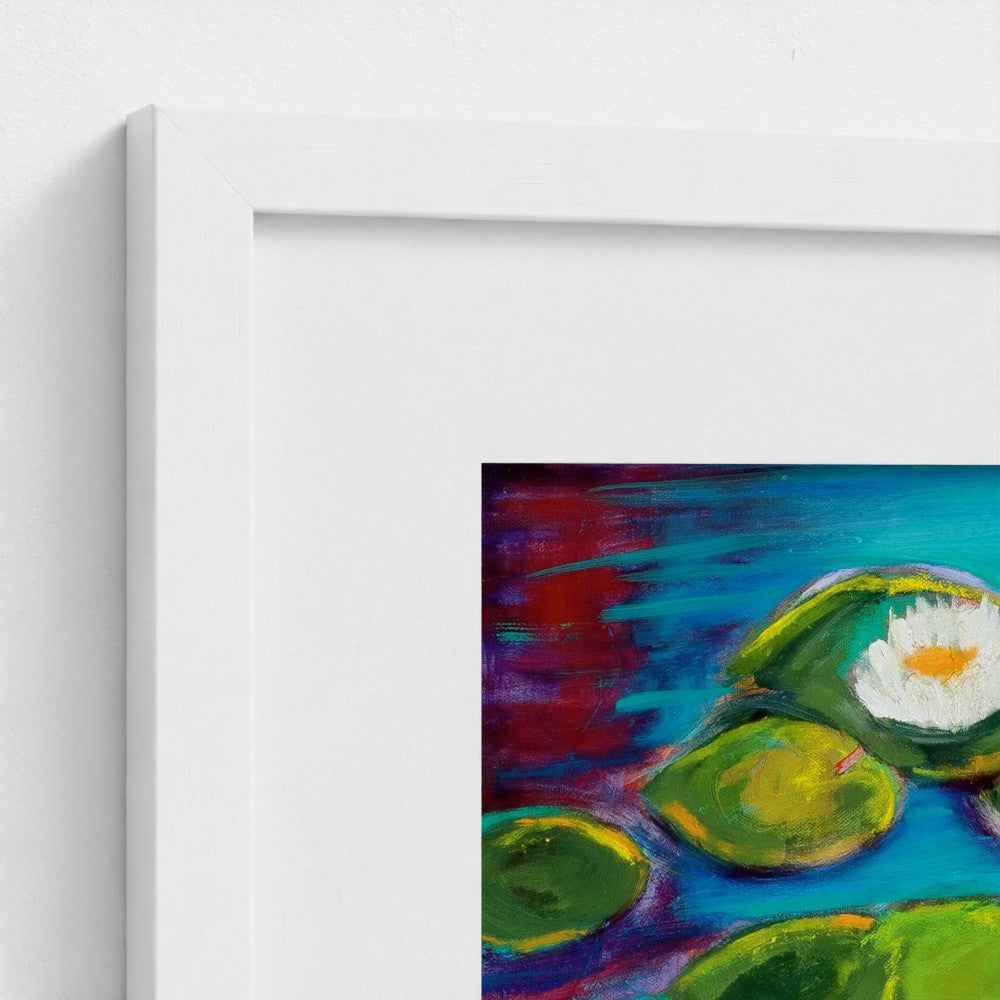 prodigi-media-sync:v1:Red Bridge:classic-framed-mat/white/closeup